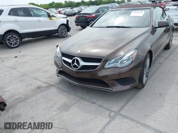 2014 Mercedes-Benz E-Class E 350 with VIN WDDKK5KF9EF242085, listed as a IAAI auction lot 41876938 with 75,760 mi miles. Bid and sale history available at carsss.com. Image 12.