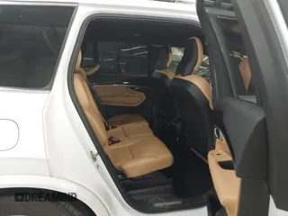 2019 Volvo XC90 Momentum with VIN YV4A22PK3K1452939, listed as a IAAI auction lot 41359960 with 96,973 mi miles. Bid and sale history available at carsss.com. Image 8.