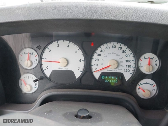 2008 Dodge Ram 1500 SLT with VIN 1D7HA18N28J115362, listed as a IAAI auction lot 41638716 with 323,380 mi miles. Bid and sale history available at carsss.com. Image 7.