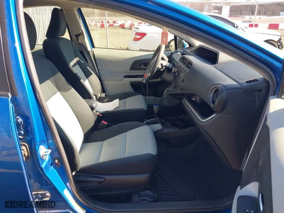 2014 Toyota Prius c One with VIN JTDKDTB30E1574346, listed as a IAAI auction lot 41756182 with 187,631 mi miles. Bid and sale history available at carsss.com. Image 5.