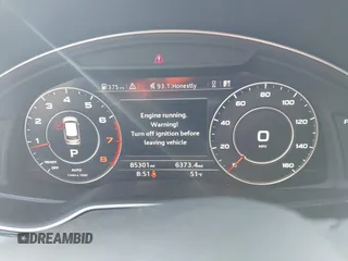 2017 Audi Q7 Premium Plus z VIN WA1LAAF75HD019470, wystawiony jako IAAI lot #41724853 z przebiegiem 85 301 mil mil oraz . Historia ofert i sprzedaży dostępna na DreamBid. Obrazek 7.
