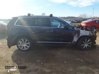 2017 Volvo XC90 Inscription with VIN YV4BC0PLXH1179599, listed as a IAAI auction lot 41676432 with 1 mi miles. Bid and sale history available at carsss.com. Image 12.