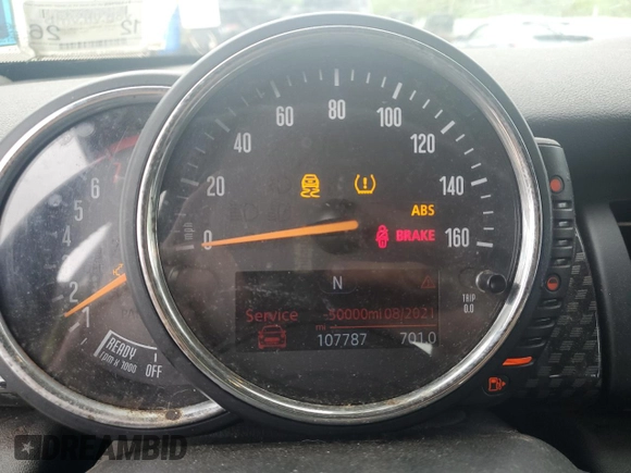2015 MINI Hardtop 4 Door S with VIN WMWXU3C54F2B62612, listed as a Copart auction lot 57756665 with 107,787 mi miles and Salvage title. Bid and sale history available at DreamBid. Image 9.