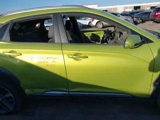 2019 Hyundai Kona Limited with VIN KM8K3CA54KU275423, listed as a IAAI auction lot 41113802 with 87,196 mi miles. Bid and sale history available at carsss.com. Image 14.