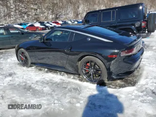 2024 Nissan Z Performance с VIN JN1BZ4BH5RM360916, выставлен на аукционе Copart как лот 45556675 с пробегом 7 004 миль миль и Списание • Salvage title. История ставок и продаж доступна на DreamBid. Изображение 2.