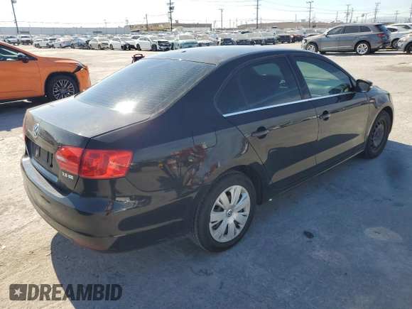 2013 Volkswagen Jetta SE with VIN 3VWDP7AJ8DM412583, listed as a Copart auction lot 49810235 with 180,595 mi miles and Clean title. Bid and sale history available at DreamBid. Image 3.