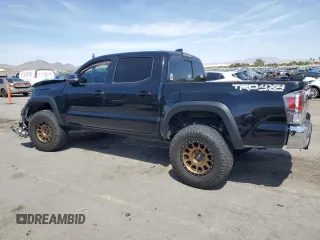 2020 Toyota Tacoma SR5 with VIN 3TMCZ5AN4LM311636, listed as a Copart auction lot 54500525 with 32,230 mi miles and Salvage title. Bid and sale history available at DreamBid. Image 2.
