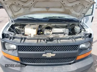 2006 Chevrolet Express Cargo with VIN 1GCGG25VX61138366, listed as a IAAI auction lot 42811262 with 240,071 mi miles and . Bid and sale history available at DreamBid. Image 10.