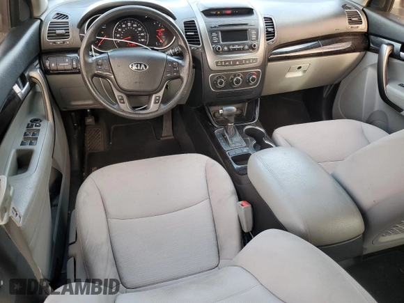 2015 Kia Sorento LX with VIN 5XYKTCA60FG568661, listed as a Copart auction lot 54926355 with 131,895 mi miles and Clean Title. Bid and sale history available at carsss.com. Image 8.