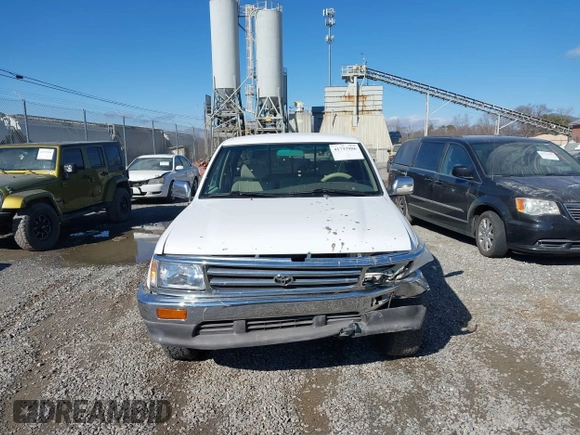 1997 Toyota T100 DX z VIN JT4TN12D9V0037897, wystawiony jako IAAI lot #41737986 z przebiegiem 233 106 mil mil oraz . Historia ofert i sprzedaży dostępna na DreamBid. Obrazek 12.