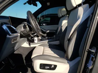 2024 BMW X7 M60i with VIN 5UX33EM00R9V42847, listed as a Copart auction lot 46498875 with 6,310 mi miles and Salvage Title. Bid and sale history available at carsss.com. Image 7.