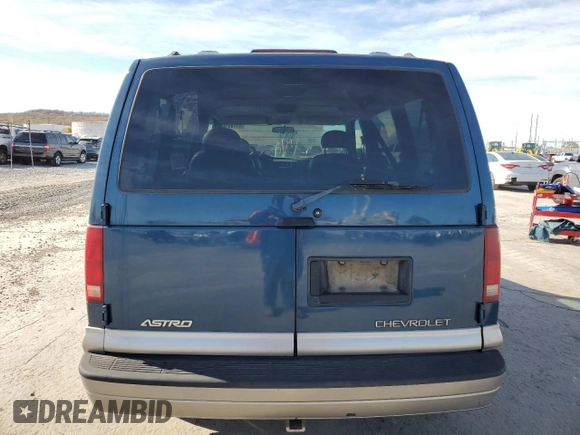 2002 Chevrolet Astro with VIN 1GNDM19X42B146444, listed as a Copart auction lot 81705144 with 178,695 mi miles and Clean Title. Bid and sale history available at carsss.com. Image 6.