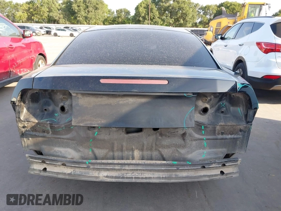 2014 Ford Mustang V6 with VIN 1ZVBP8AM3E5309764, listed as a IAAI auction lot 42169169 with 175,973 mi miles and . Bid and sale history available at DreamBid. Image 17.