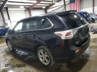 2014 Mitsubishi Outlander GT z VIN JA4JZ4AX2EZ013911, wystawiony jako Copart lot #60603715 z przebiegiem 78 547 mil mil oraz Szkoda całkowita • Salvage title. Historia ofert i sprzedaży dostępna na DreamBid. Obrazek 2.