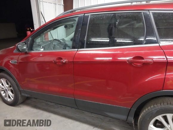 2019 Ford Escape SEL with VIN 1FMCU9HD7KUB83031, listed as a IAAI auction lot 41837035 with 70,424 mi miles. Bid and sale history available at carsss.com. Image 13.