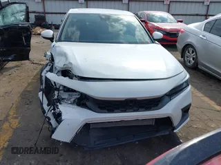 2024 Honda Civic EX-L z VIN 19XFL1H71RE027446, wystawiony jako IAAI lot #41687376 z przebiegiem 5 381 mil mil oraz . Historia ofert i sprzedaży dostępna na DreamBid. Obrazek 11.