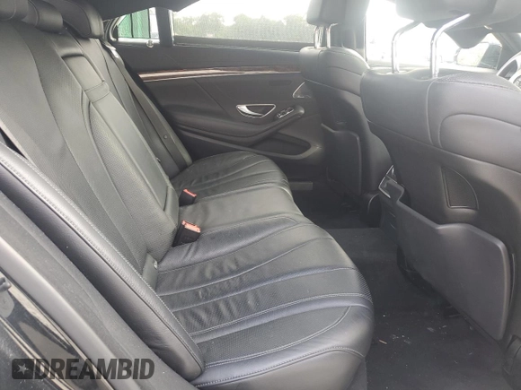 2015 Mercedes-Benz S 550 z VIN WDDUG8FB8FA158390, wystawiony jako Copart lot #56167545 z przebiegiem 124 243 mil mil oraz Szkoda całkowita • Salvage title. Historia ofert i sprzedaży dostępna na DreamBid. Obrazek 10.