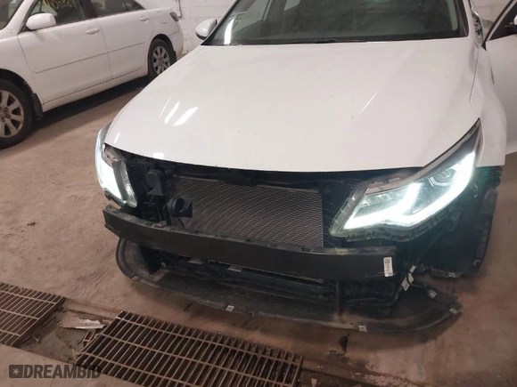 2019 Kia Optima S with VIN 5XXGT4L38KG334846, listed as a IAAI auction lot 41796164 with 36,233 mi miles. Bid and sale history available at carsss.com. Image 6.