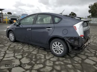 2012 Toyota Prius z VIN JTDKN3DPXC3011142, wystawiony jako Copart lot #53493145 z przebiegiem 147 756 mil mil oraz Szkoda całkowita • Salvage title. Historia ofert i sprzedaży dostępna na DreamBid. Obrazek 2.