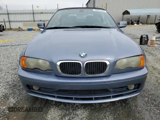 2003 BMW 3 Series 325Ci with VIN WBABS33403PG92095, listed as a Copart auction lot 48967325 with 189,880 mi miles and Salvage Title. Bid and sale history available at carsss.com. Image 5.