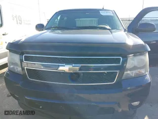 2010 Chevrolet Avalanche LT with VIN 3GNVKFE04AG254049, listed as a IAAI auction lot 41854624 with 130,806 mi miles. Bid and sale history available at carsss.com. Image 6.