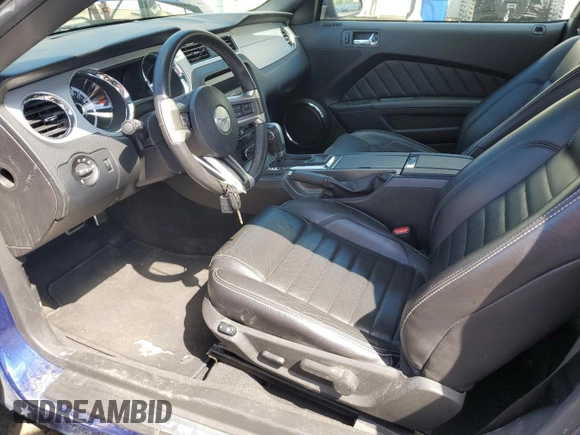 2013 Ford Mustang V6 with VIN 1ZVBP8AM9D5267518, listed as a Copart auction lot 59045045 with 109,835 mi miles and Salvage title. Bid and sale history available at DreamBid. Image 7.