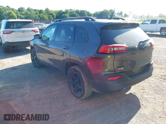 2018 Jeep Cherokee Latitude with VIN 1C4PJMCBXJD597667, listed as a IAAI auction lot 42486786 with 149,081 mi miles and . Bid and sale history available at DreamBid. Image 3.