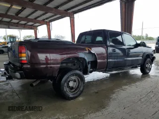 2005 Chevrolet Silverado 3500 LT with VIN 1GCJC33225F860061, listed as a Copart auction lot 79430804 with 17 mi miles and Salvage Title. Bid and sale history available at carsss.com. Image 3.