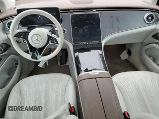 2023 Mercedes-Benz EQS 450 z VIN 4JGDM2EB3PA013899, wystawiony jako Copart lot #79656844 z przebiegiem 18 246 mil mil oraz Szkody całkowita. Historia ofert i sprzedaży dostępna na DreamBid. Obrazek 8.