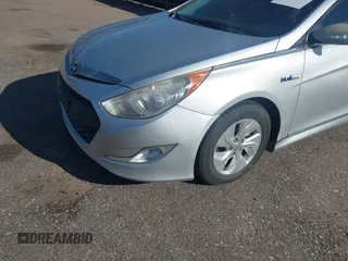 2013 Hyundai Sonata with VIN KMHEC4A48DA087759, listed as a IAAI auction lot 42188647 with 151,856 mi miles and . Bid and sale history available at carsss.com. Image 6.