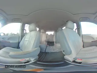 2013 Toyota Sienna XLE AAS z VIN 5TDYK3DCXDS297896, wystawiony jako Copart lot #57778165 z przebiegiem 239 360 mil mil oraz Szkoda całkowita • Salvage title. Historia ofert i sprzedaży dostępna na DreamBid. Obrazek 16.