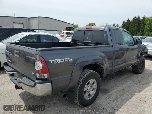 2013 Toyota Tacoma z VIN 5TFUU4EN5DX058037, wystawiony jako Copart lot #58387535 z przebiegiem 110 564 mil mil oraz Szkoda całkowita • Salvage title. Historia ofert i sprzedaży dostępna na DreamBid. Obrazek 3.