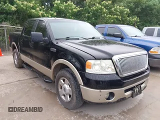 2007 Ford F-150 XLT z VIN 1FTPW12V07KC52261, wystawiony jako IAAI lot #42288922 z przebiegiem 298 361 mil mil oraz . Historia ofert i sprzedaży dostępna na DreamBid. Obrazek 1.