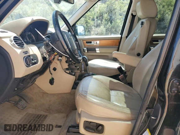 2010 Land Rover LR4 Lux z VIN SALAK2D48AA533340, wystawiony jako Copart lot #56473084 z przebiegiem 185 495 mil mil oraz Szkoda całkowita • Salvage title. Historia ofert i sprzedaży dostępna na DreamBid. Obrazek 7.