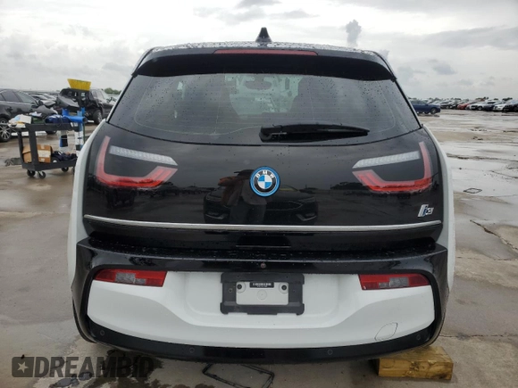 2020 BMW i3 z VIN WBY8P4C06L7G85006, wystawiony jako Copart lot #62149924 z przebiegiem Nie podano mil oraz Szkoda całkowita • Salvage title. Historia ofert i sprzedaży dostępna na DreamBid. Obrazek 6.