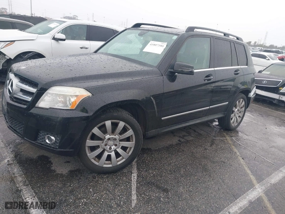 2011 Mercedes-Benz GLK-Class GLK 350 with VIN WDCGG5GB7BF526554, listed as a IAAI auction lot 41807100 with 1 mi miles. Bid and sale history available at carsss.com. Image 2.