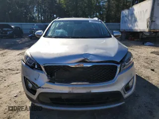 2017 Kia Sorento EX with VIN 5XYPHDA59HG304684, listed as a Copart auction lot 84553104 with 149,605 mi miles and Salvage Title. Bid and sale history available at DreamBid. Image 5.