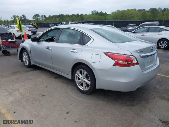 2013 Nissan Altima 2.5 SL with VIN 1N4AL3AP7DC141778, listed as a IAAI auction lot 41920140 with 223,176 mi miles. Bid and sale history available at carsss.com. Image 3.