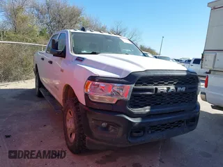 2020 Ram 2500 Tradesman with VIN 3C6UR5CJ3LG187945, listed as a IAAI auction lot 41756210 with 138,493 mi miles. Bid and sale history available at carsss.com. Image 1.