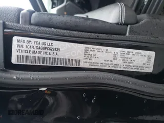 2023 Jeep Grand Cherokee Altitude z VIN 1C4RJGAG0PC629839, wystawiony jako Copart lot #41380015 z przebiegiem 19 540 mil mil oraz Szkoda całkowita • Salvage title. Historia ofert i sprzedaży dostępna na DreamBid. Obrazek 13.