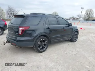 2015 Ford Explorer Sport z VIN 1FM5K8GT6FGB89859, wystawiony jako IAAI lot #42075330 z przebiegiem 208 578 mil mil oraz . Historia ofert i sprzedaży dostępna na DreamBid. Obrazek 4.