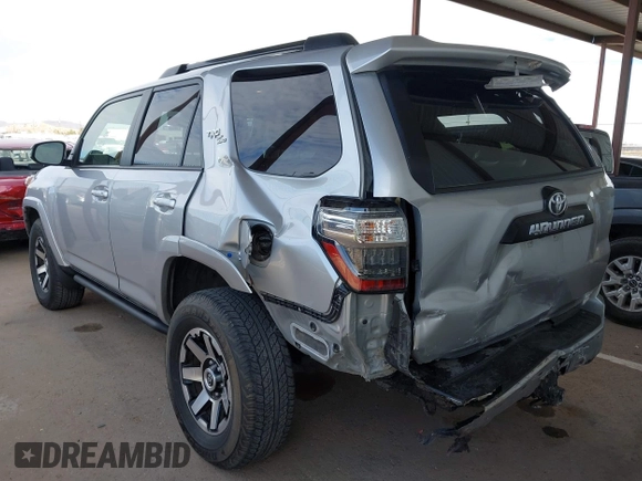 2021 Toyota 4Runner TRD Off Road Premium with VIN JTERU5JR1M5872195, listed as a IAAI auction lot 41669748 with 42,532 mi miles and . Bid and sale history available at DreamBid. Image 6.