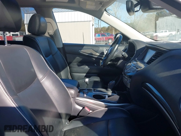 2019 Infiniti QX60 LUXE with VIN 5N1DL0MN1KC568480, listed as a IAAI auction lot 41358947 with 110,972 mi miles. Bid and sale history available at carsss.com. Image 5.