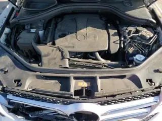 2017 Mercedes-Benz GLE 350 z VIN 4JGDA5JB1HA975443, wystawiony jako Copart lot #81858015 z przebiegiem 109 195 mil mil oraz Szkoda całkowita • Salvage title. Historia ofert i sprzedaży dostępna na DreamBid. Obrazek 16.