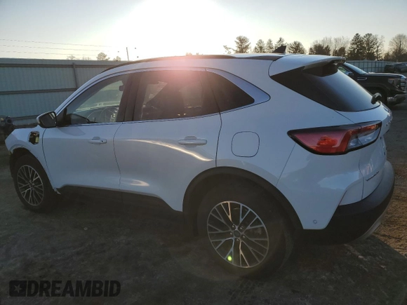 2022 Ford Escape Titanium Plug-In Hybrid с VIN 1FMCU0LZ5NUA57513, выставлен на аукционе Copart как лот 41634475 с пробегом 52 542 миль миль и Списание • Salvage title. История ставок и продаж доступна на DreamBid. Изображение 2.