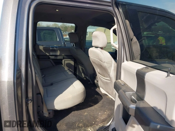 2015 Ford F-150 XL with VIN 1FTEW1CP0FFB55608, listed as a IAAI auction lot 41908101 with 151,482 mi miles. Bid and sale history available at carsss.com. Image 8.