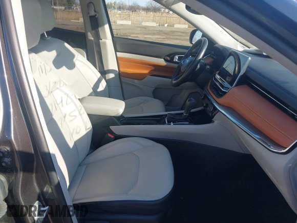 2022 Jeep Compass High Altitude with VIN 3C4NJDCB6NT197452, listed as a IAAI auction lot 41892361 with Not Provided miles and . Bid and sale history available at DreamBid. Image 5.