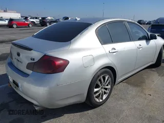 2008 Infiniti G35 Journey with VIN JNKBV61E78M221332, listed as a IAAI auction lot 41637037 with 127,403 mi miles. Bid and sale history available at carsss.com. Image 4.