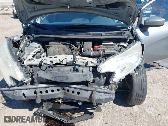 2015 Nissan Note S with VIN 3N1CE2CP3FL393221, listed as a IAAI auction lot 41743098 with 119,502 mi miles and . Bid and sale history available at DreamBid. Image 6.