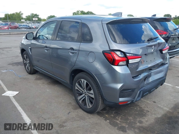 2021 Mitsubishi Outlander SE z VIN JA4APVAUXMU018576, wystawiony jako IAAI lot #42166527 z przebiegiem 126 732 mil mil oraz . Historia ofert i sprzedaży dostępna na DreamBid. Obrazek 3.